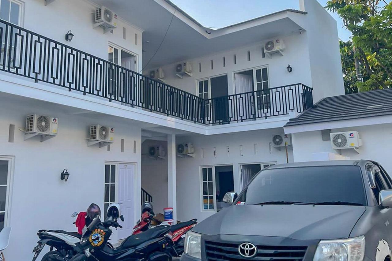 Tritisan House Redpartner